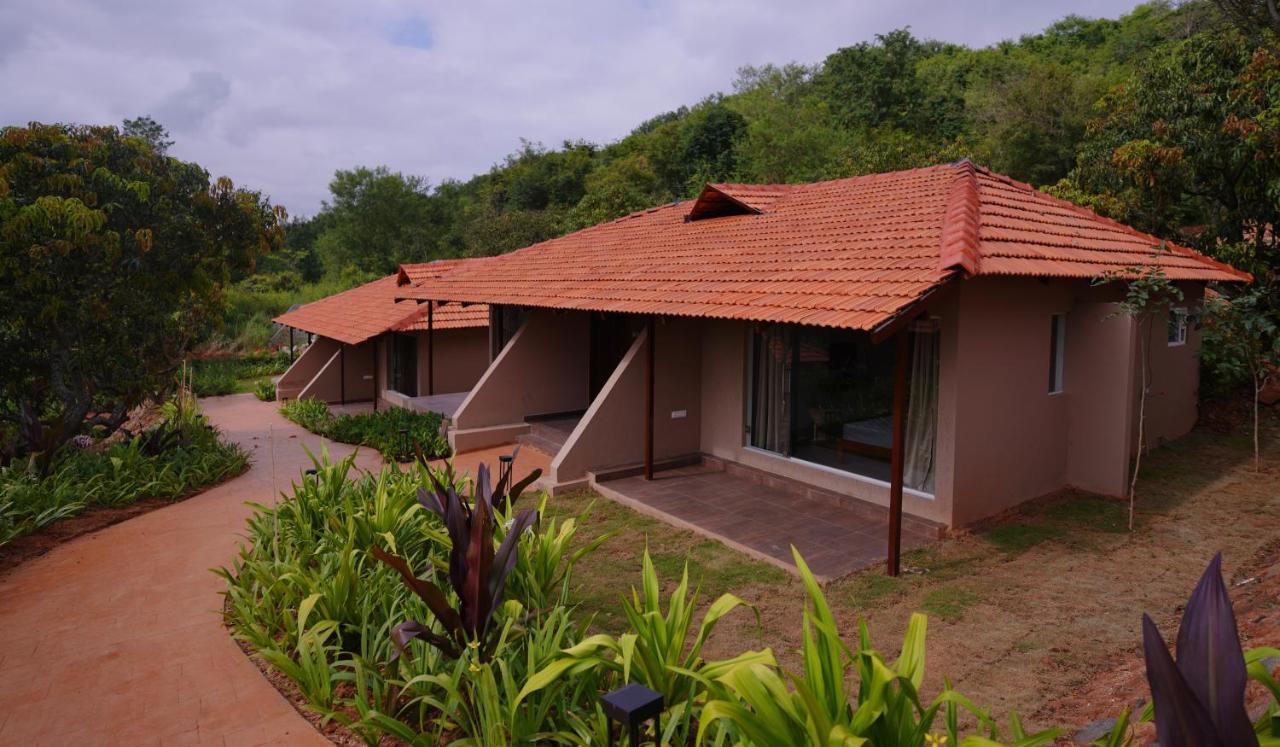 Ravishing Retreat Resort Ramanagara Bagian luar foto
