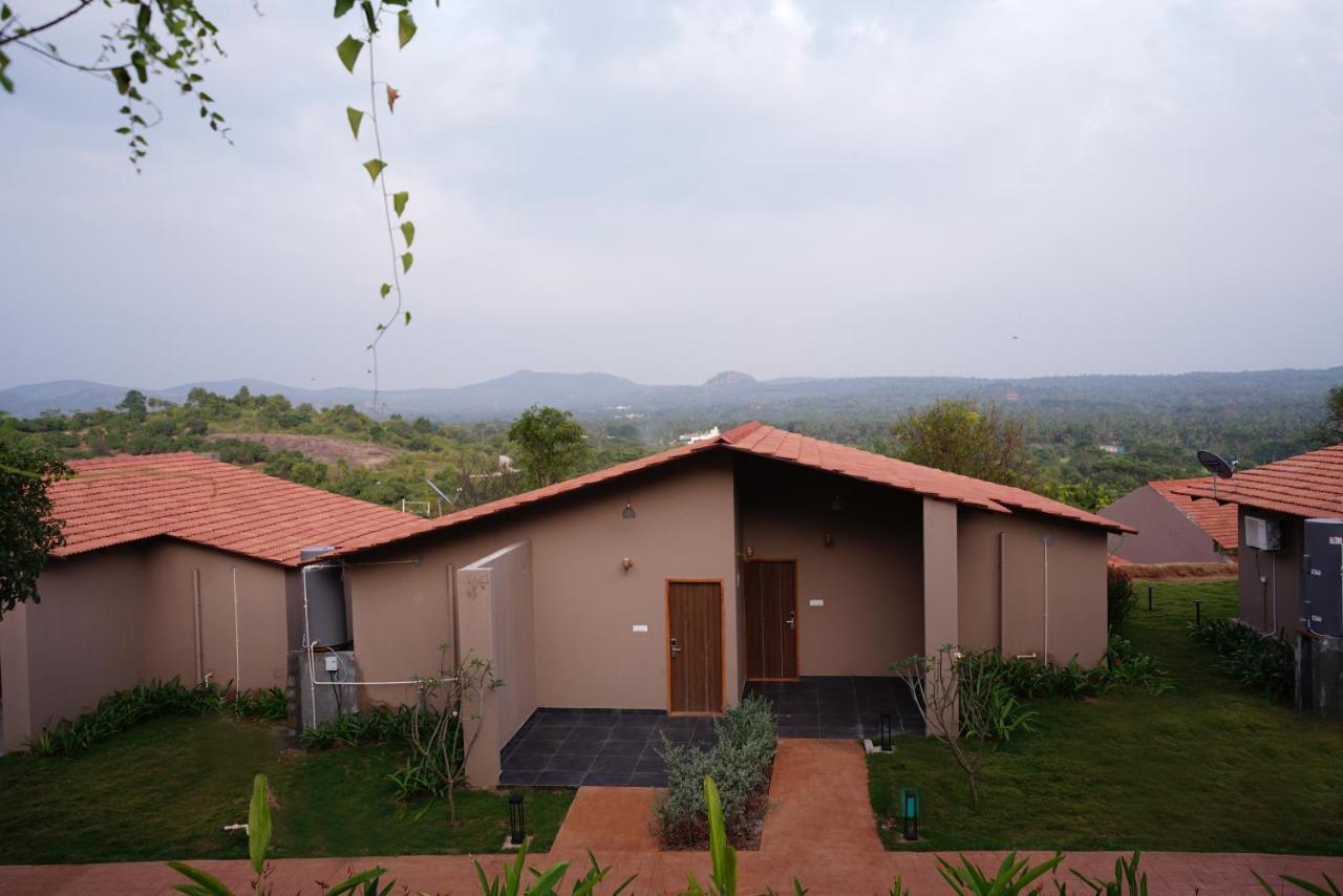 Ravishing Retreat Resort Ramanagara Bagian luar foto
