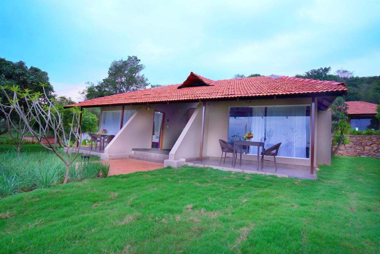 Ravishing Retreat Resort Ramanagara Bagian luar foto