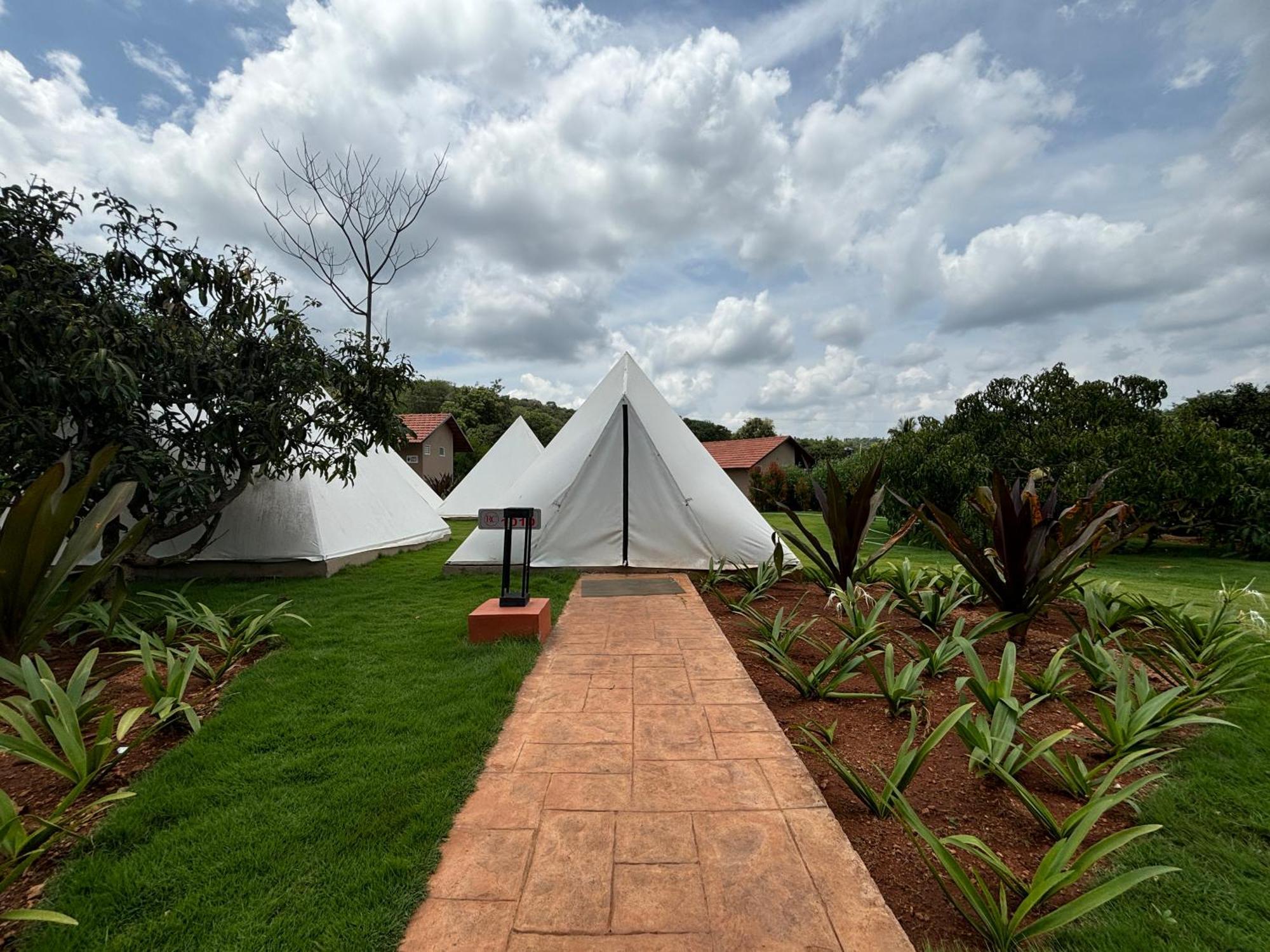 Ravishing Retreat Resort Ramanagara Bagian luar foto