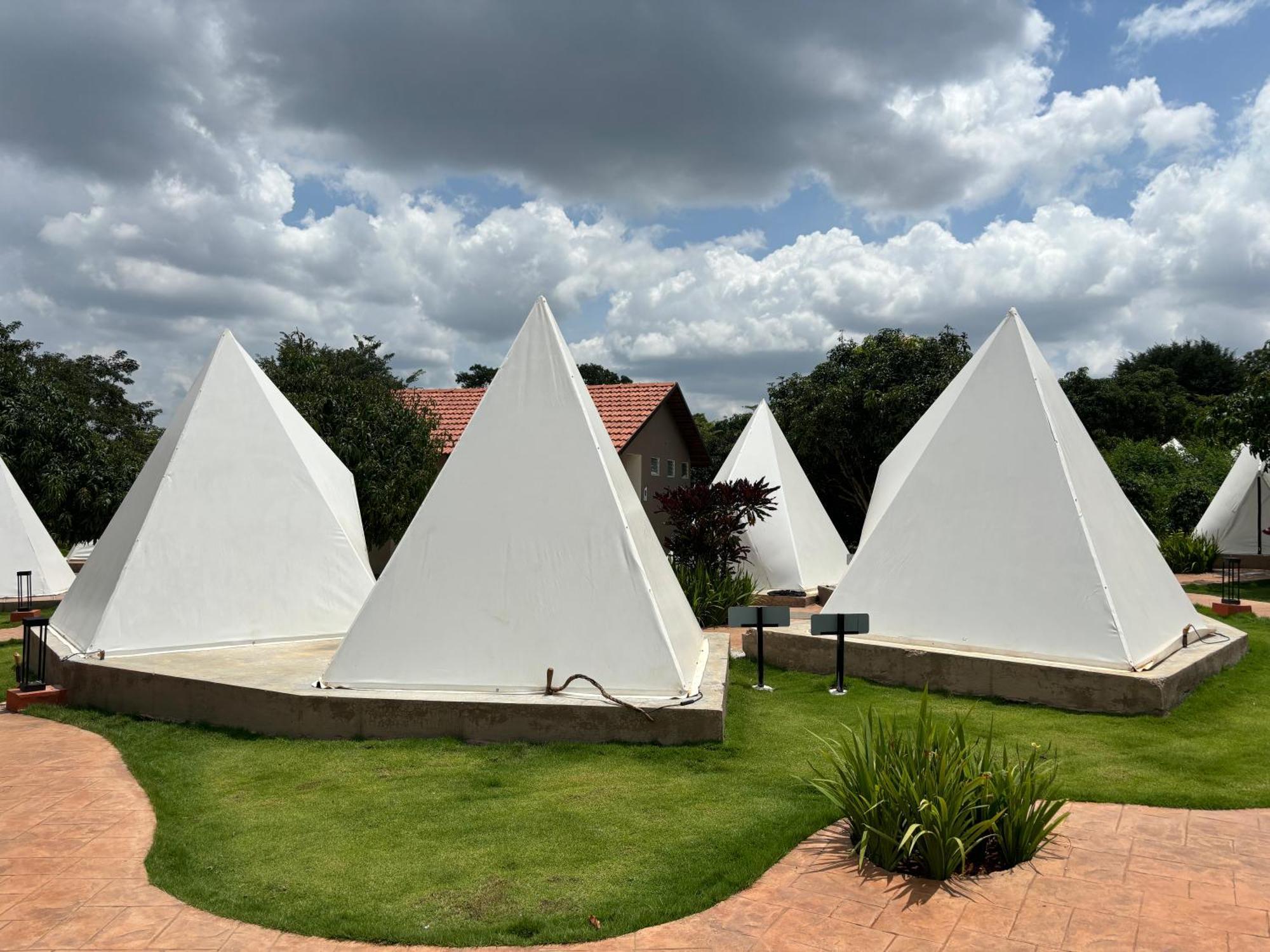 Ravishing Retreat Resort Ramanagara Bagian luar foto